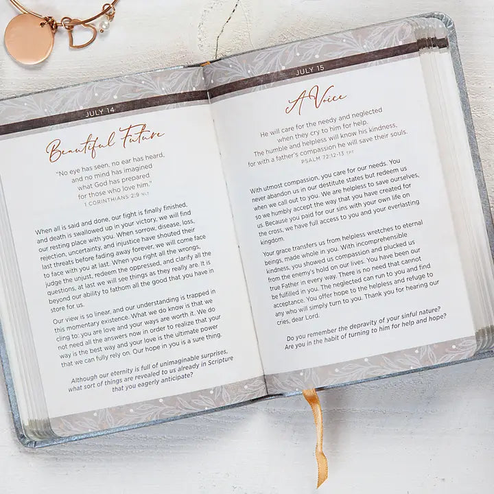 365 Days of Prayers for Couples