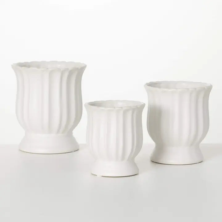 Matte White Scalloped Planter