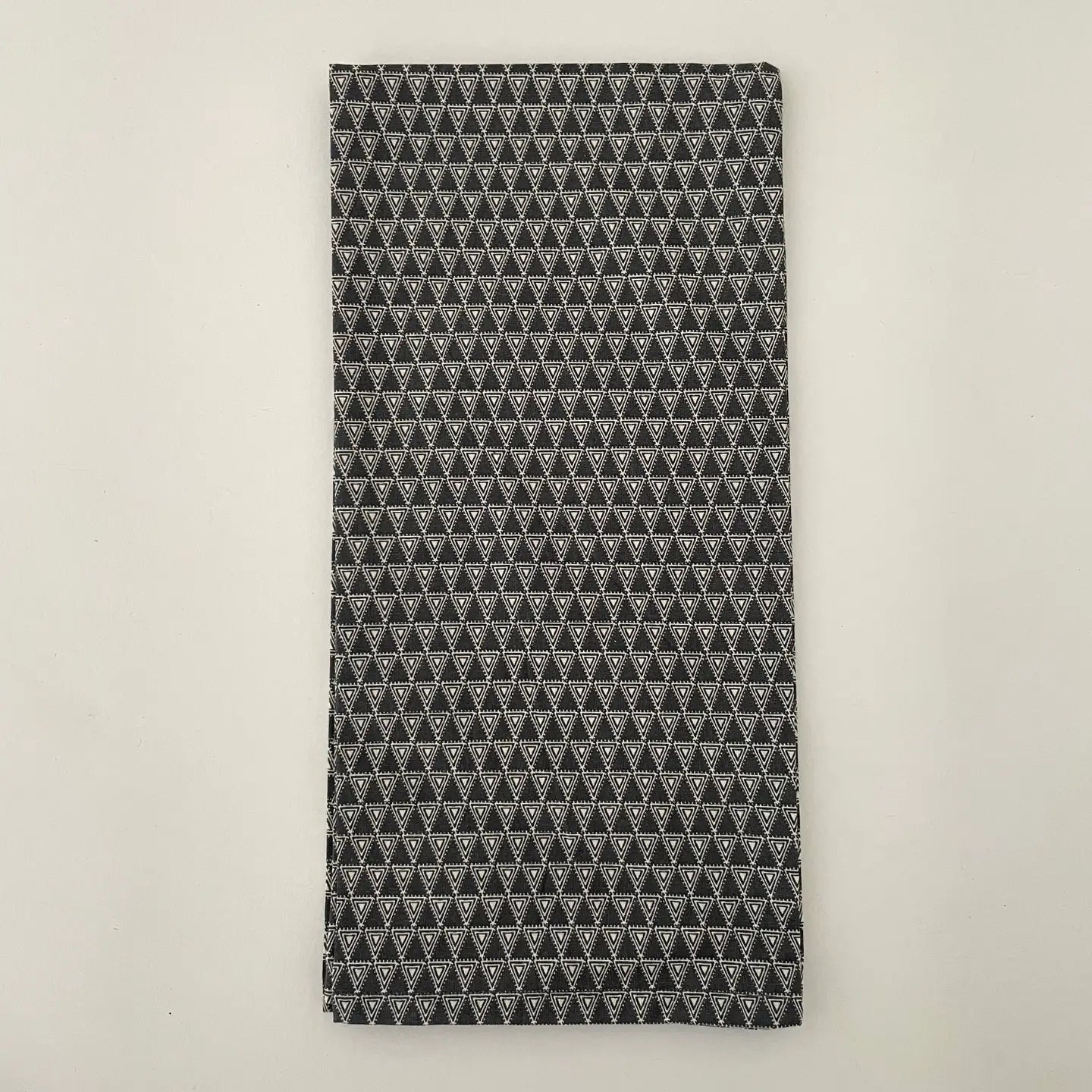 Cotton Handwoven Gray/White Triangle Print Dishtowel