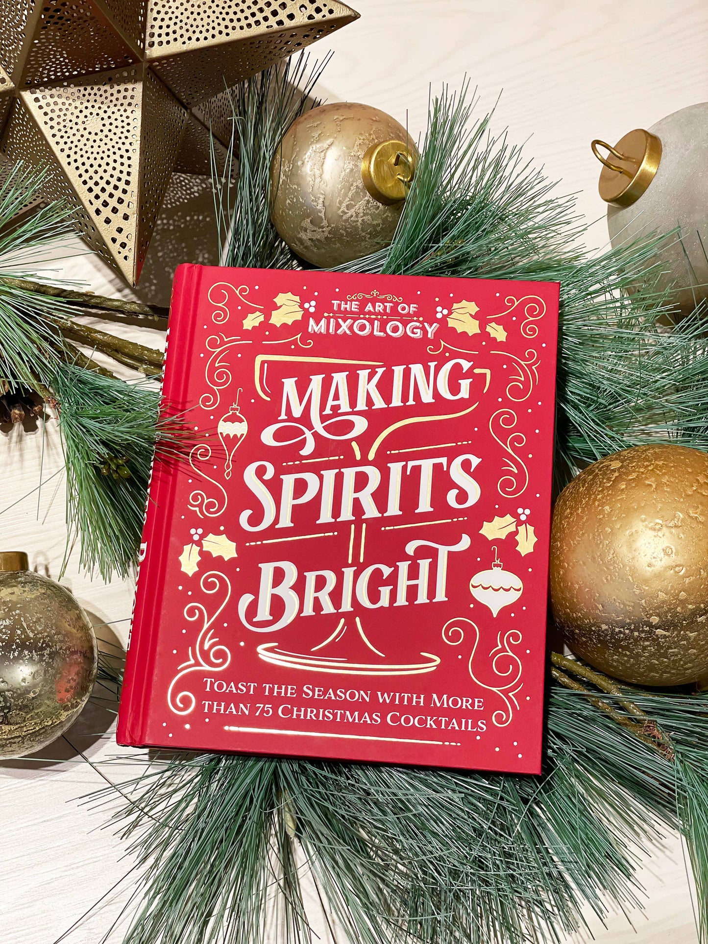 Art of Mixology:Making Spirits Bright Christmas Cocktails