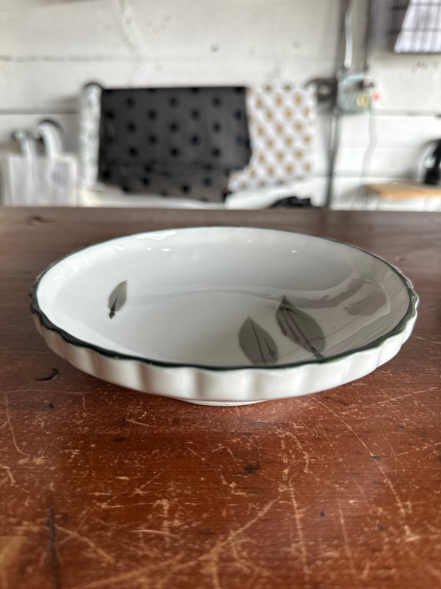 Vintage Leaf Bowl