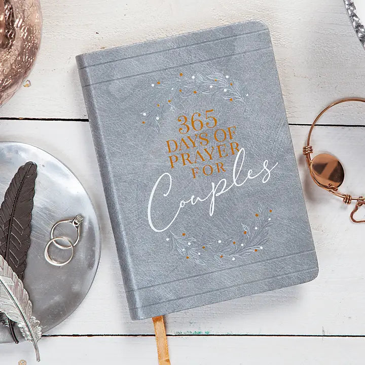 365 Days of Prayers for Couples