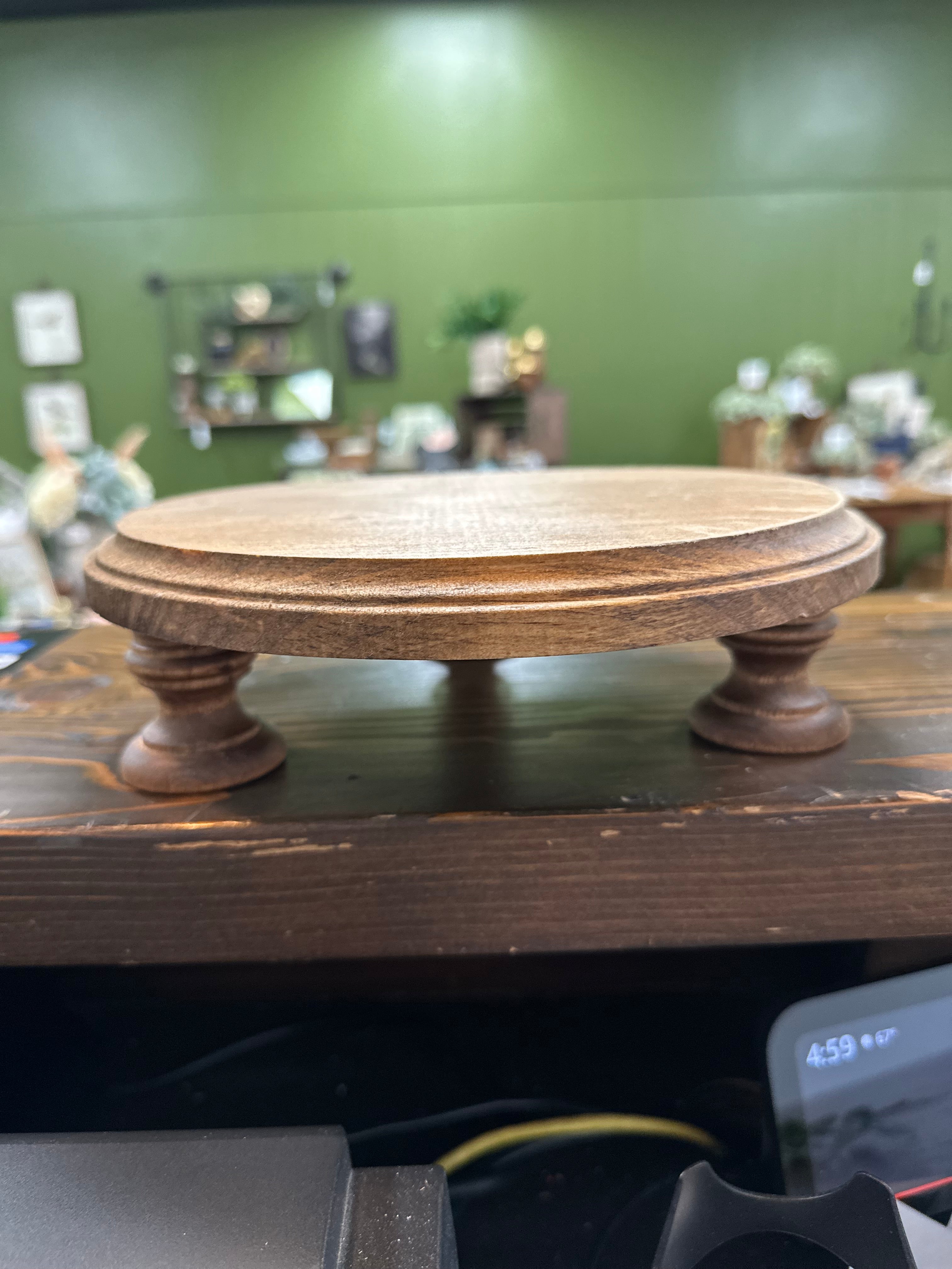 Round Wood Riser