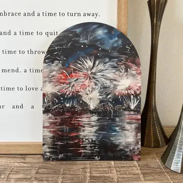 Arched Wood Shelf Sitter