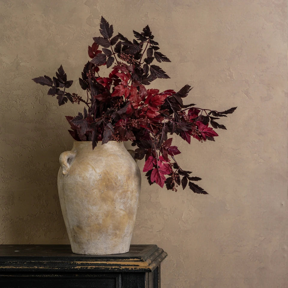 Burgundy Berry & Bugbane Leaf Spray