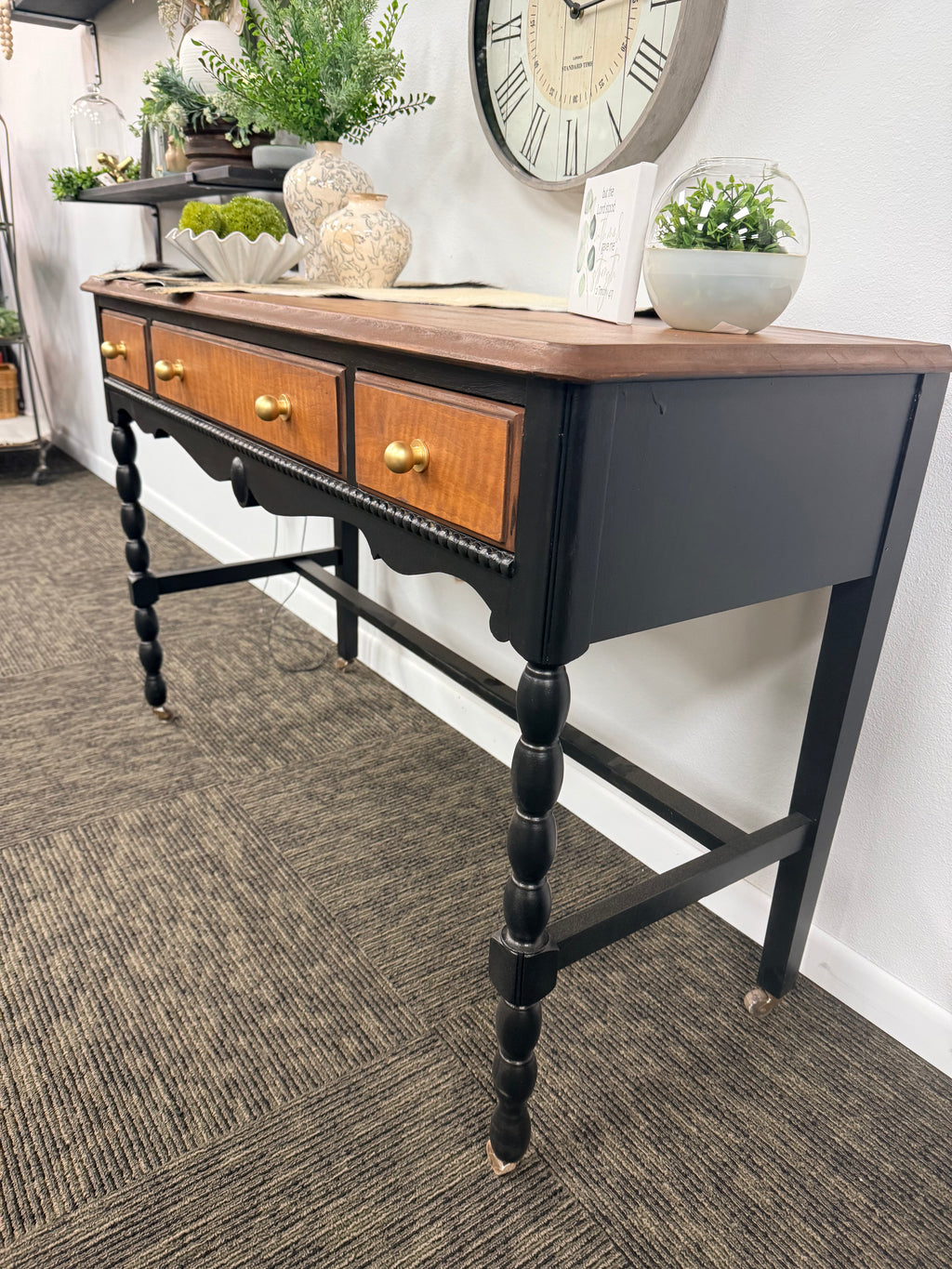 Entryway table/Sofa Table
