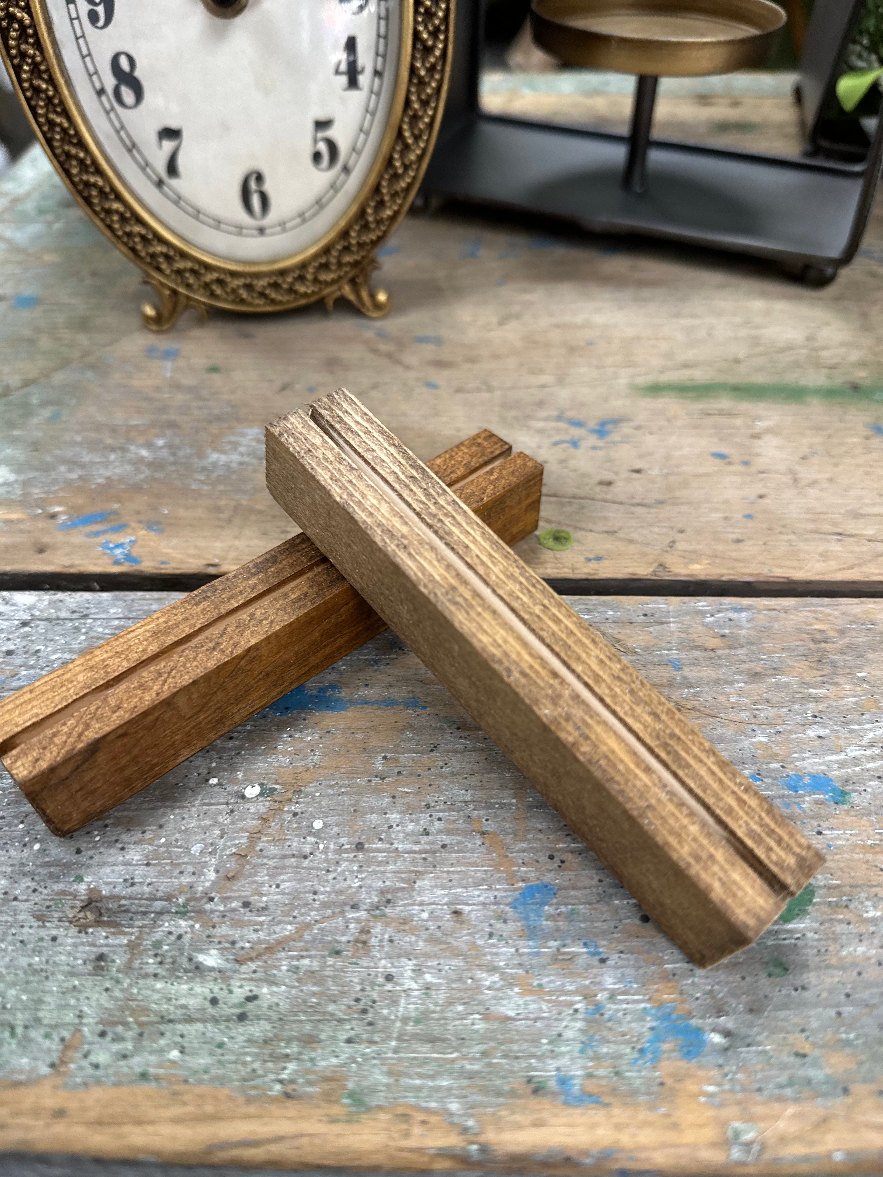 Wood Note Holder