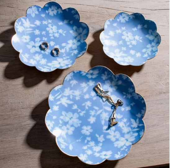 Blue Floral Round Trays