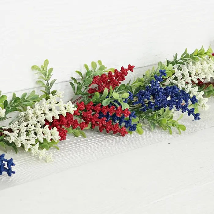 Garland-Red White Blue Heather with Boxwood-
