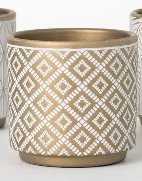 Gold Pot with Motif