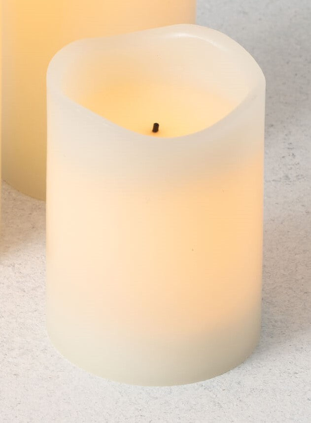 Smooth Candle Pillar LED